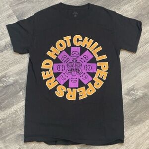 Red Hot Chili Peppers Graphic Tee Men’s size S